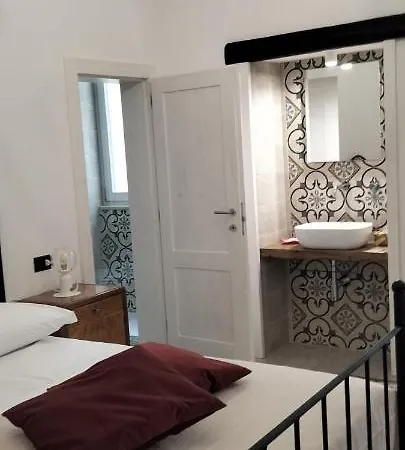 Le Scale Di Pietra Acomodação com café da manhã Conversano Exterior foto