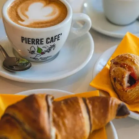 Le Scale Di Pietra Acomodação com café da manhã Conversano Exterior foto