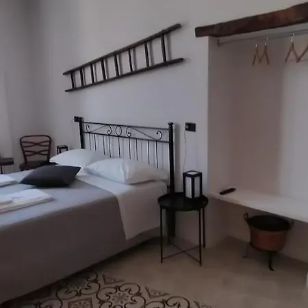 Le Scale Di Pietra Acomodação com café da manhã Conversano Exterior foto